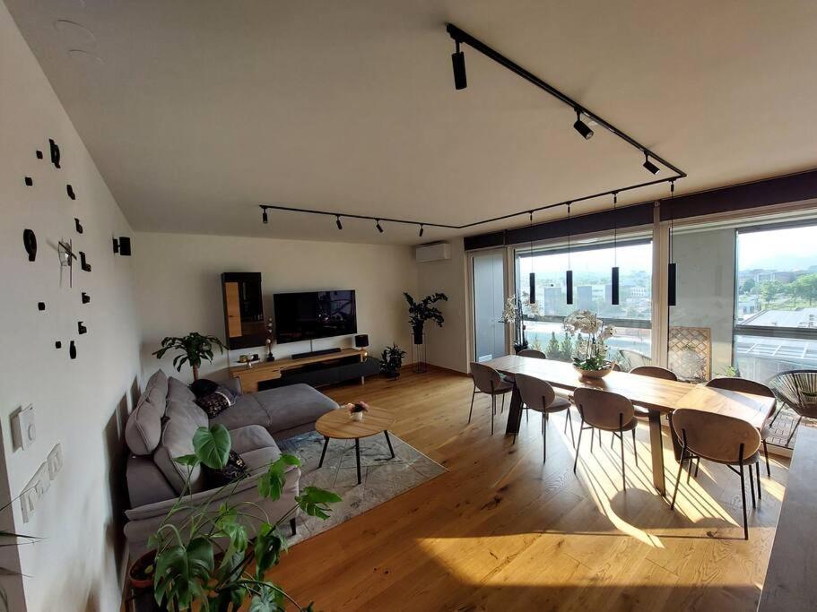 Luxury Apartment Любляна Екстериор снимка